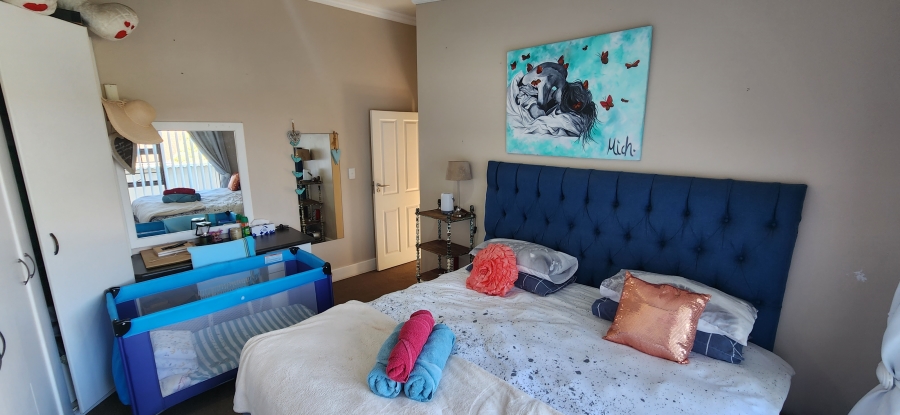 4 Bedroom Property for Sale in Dana Bay Western Cape